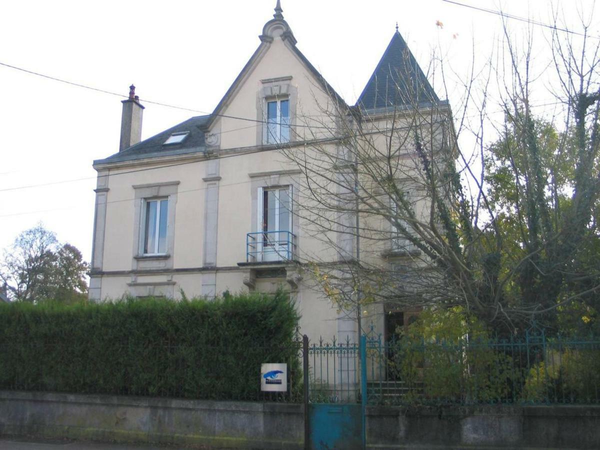 שומון L'Appart'Hotel Vous Accueille Au Coeur De Chaumont מראה חיצוני תמונה